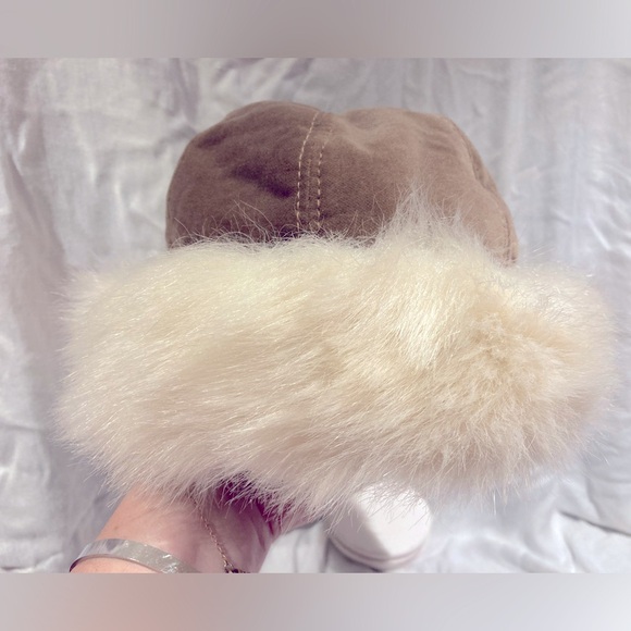 *3 for $20* PRICE DROP! Winter Hat, Golden Brown Velvet Cap, Ivory Faux Fur Trim - Picture 4 of 9